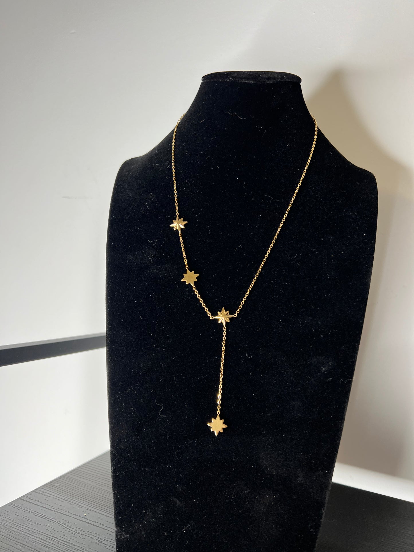 Collar Adhara dorado